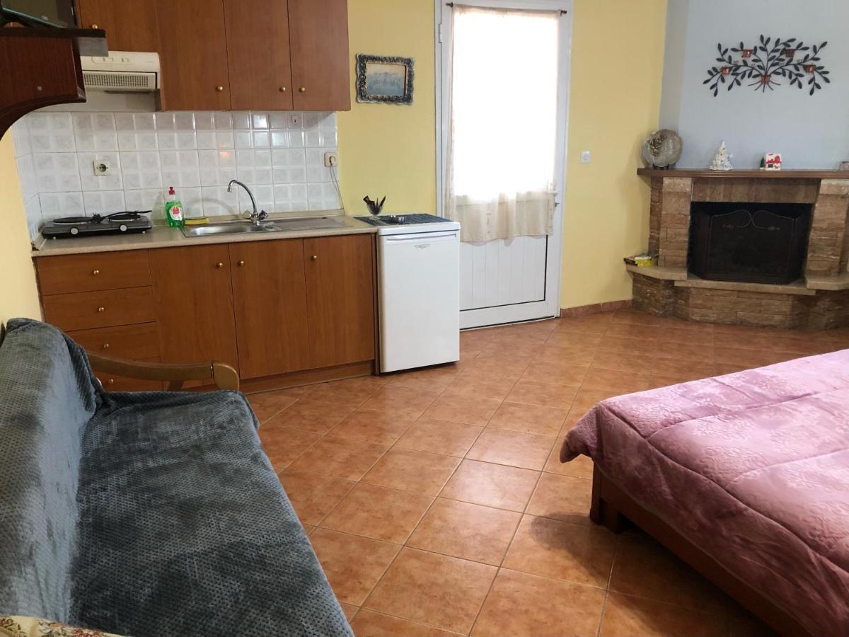 Alexandros Guesthouse Орма Экстерьер фото